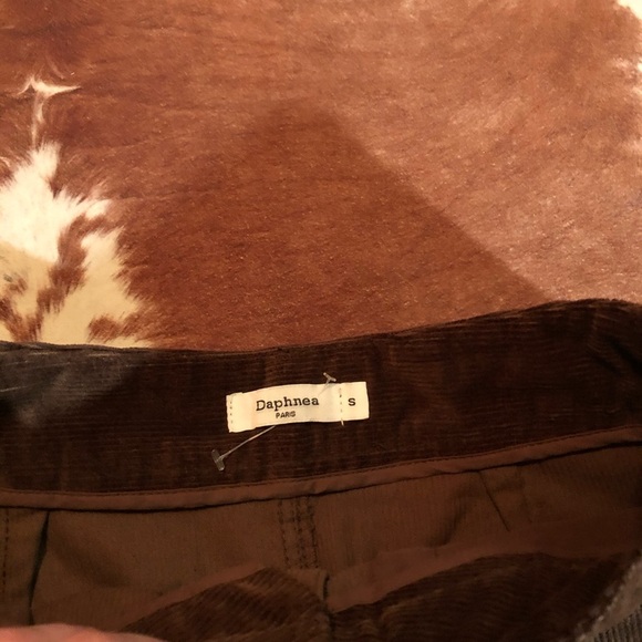 Daphnea Paris brown corduroy skirt
size small - Picture 4 of 5